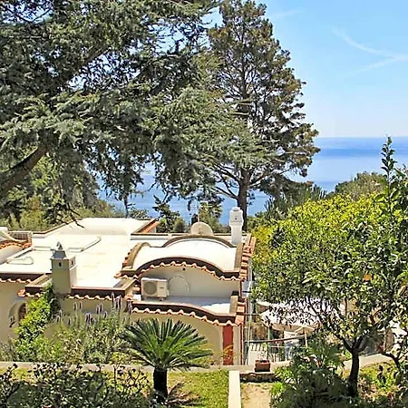 Casa Augusto 4*