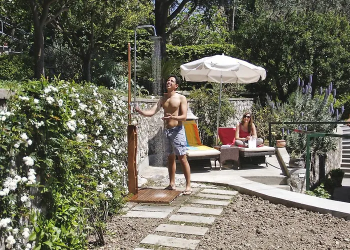 Casa Augusto לינה וארוחת בוקר